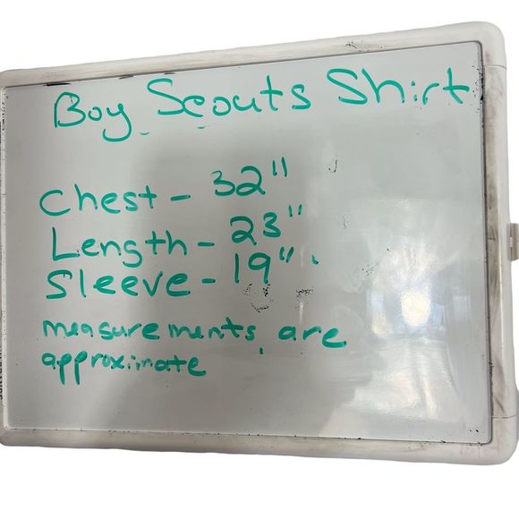 Men's Green Polo Shirt with Patches - Picture 5 of 7